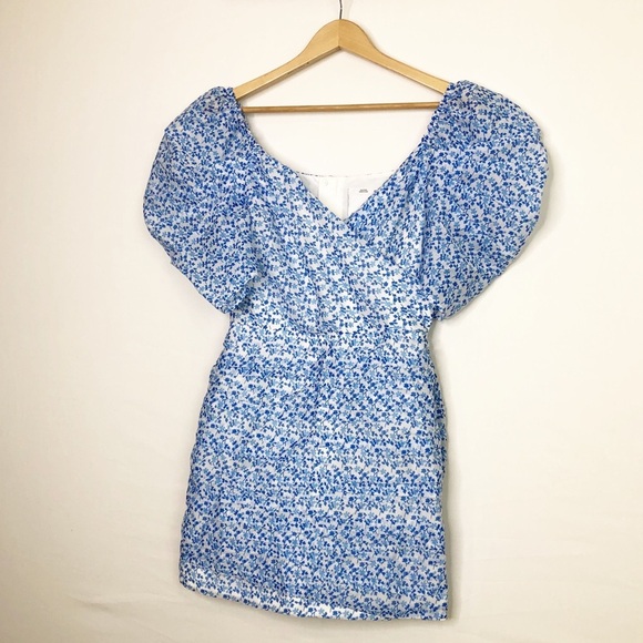 C/MEO Collective come across size medium Puffed sleeved mini dress. - Picture 4 of 13